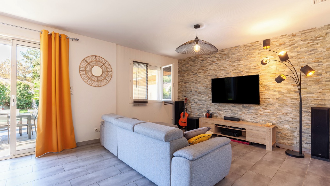 Photo of Livingroom in Les Pennes-Mirabeau