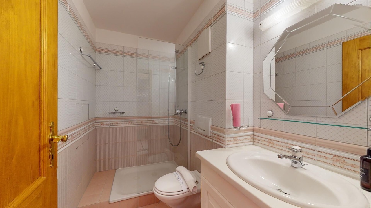 Photo of Bathroom in Champfer