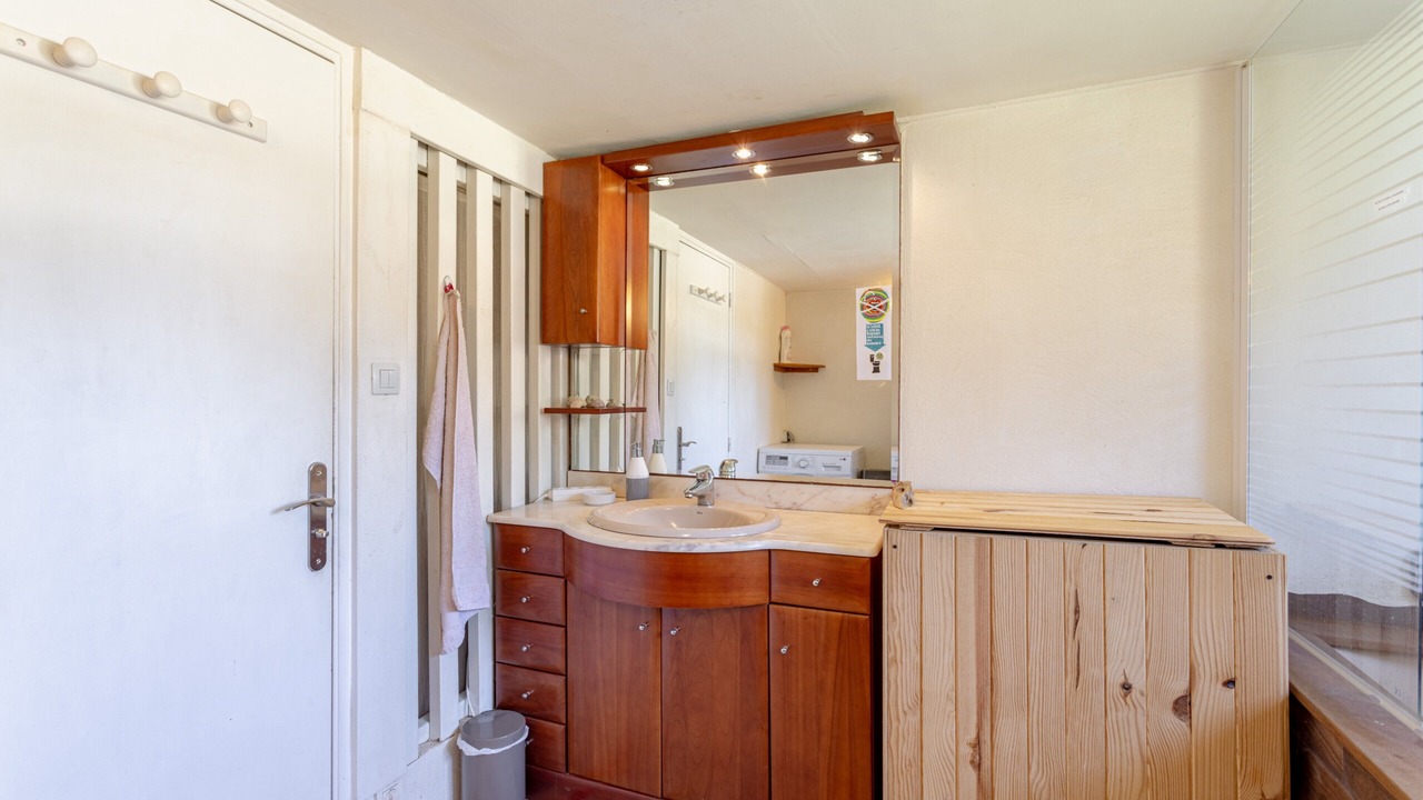 Photo of Bathroom in Rigarda