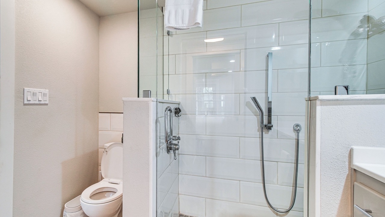Photo of Bathroom in Fort Coffee