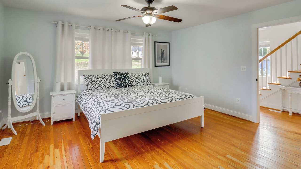 Photo of Bedroom in Warrenton