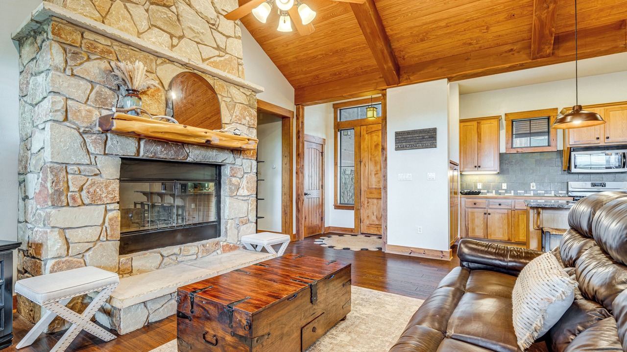 Photo of Livingroom in Jonestown