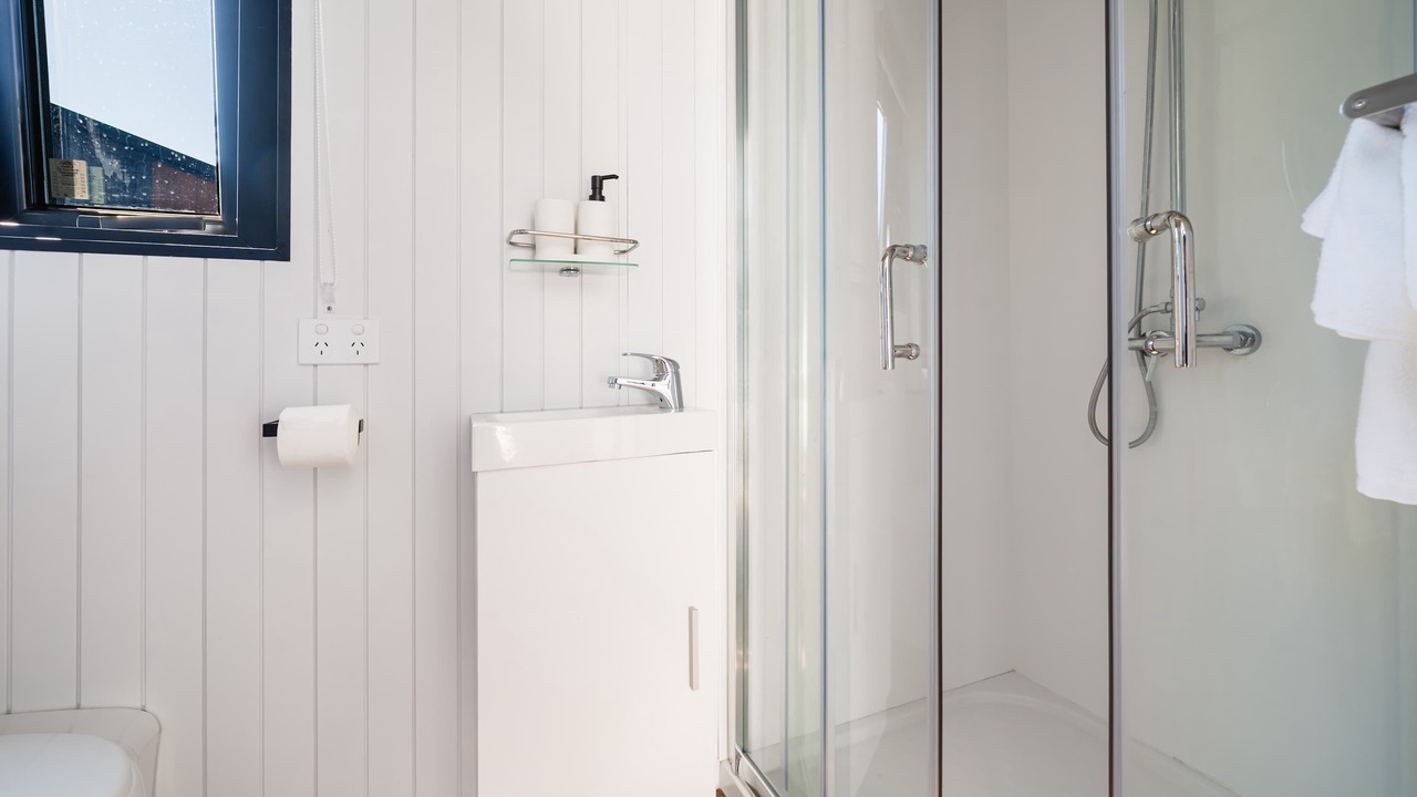 Photo of Bathroom in Stratford District