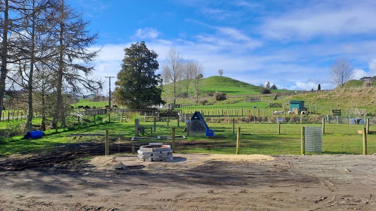 Photo of Others in Stratford District