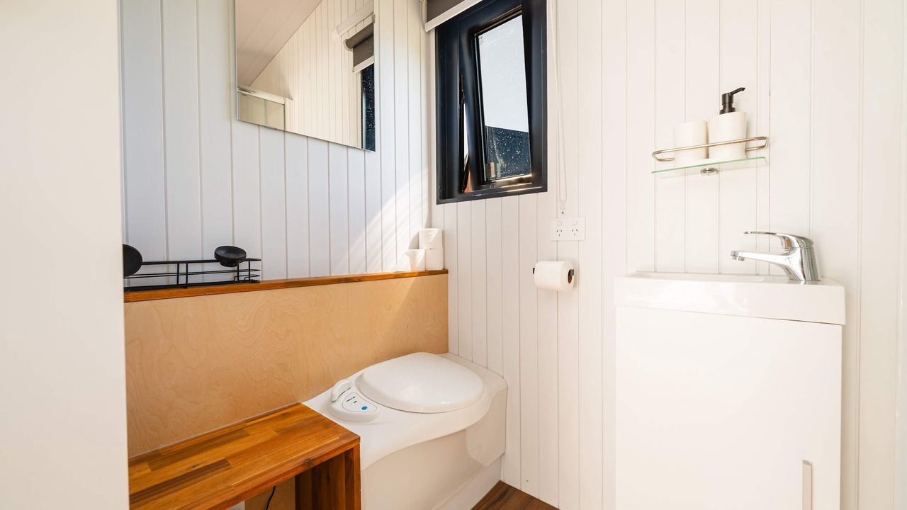 Photo of Bathroom in Stratford District