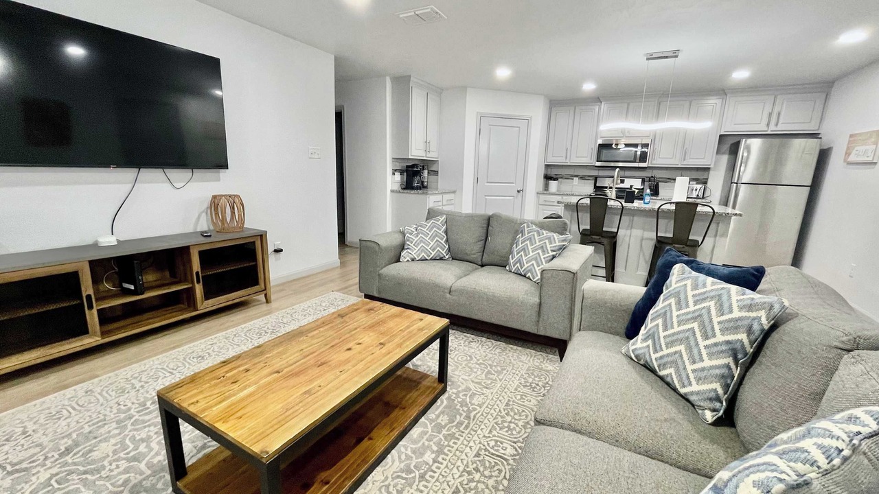 Photo of Livingroom in North by Northwest