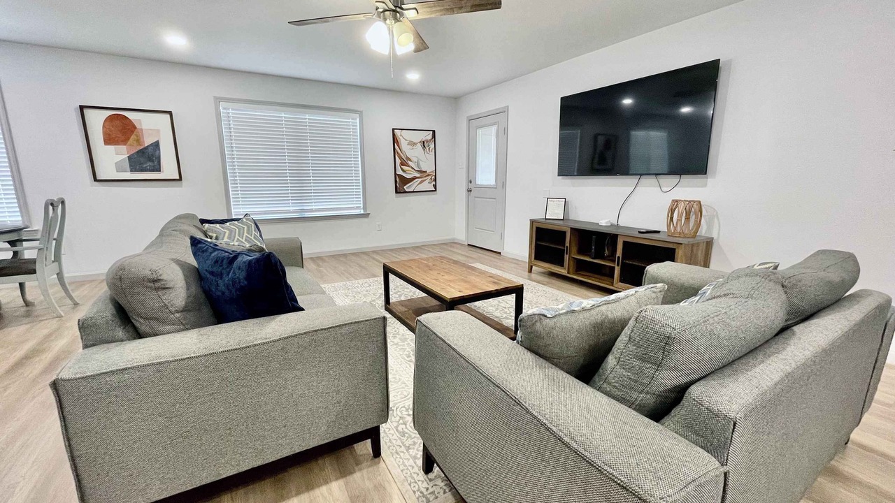 Photo of Livingroom in North by Northwest