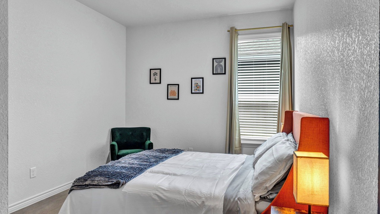 Photo of Bedroom in Temple