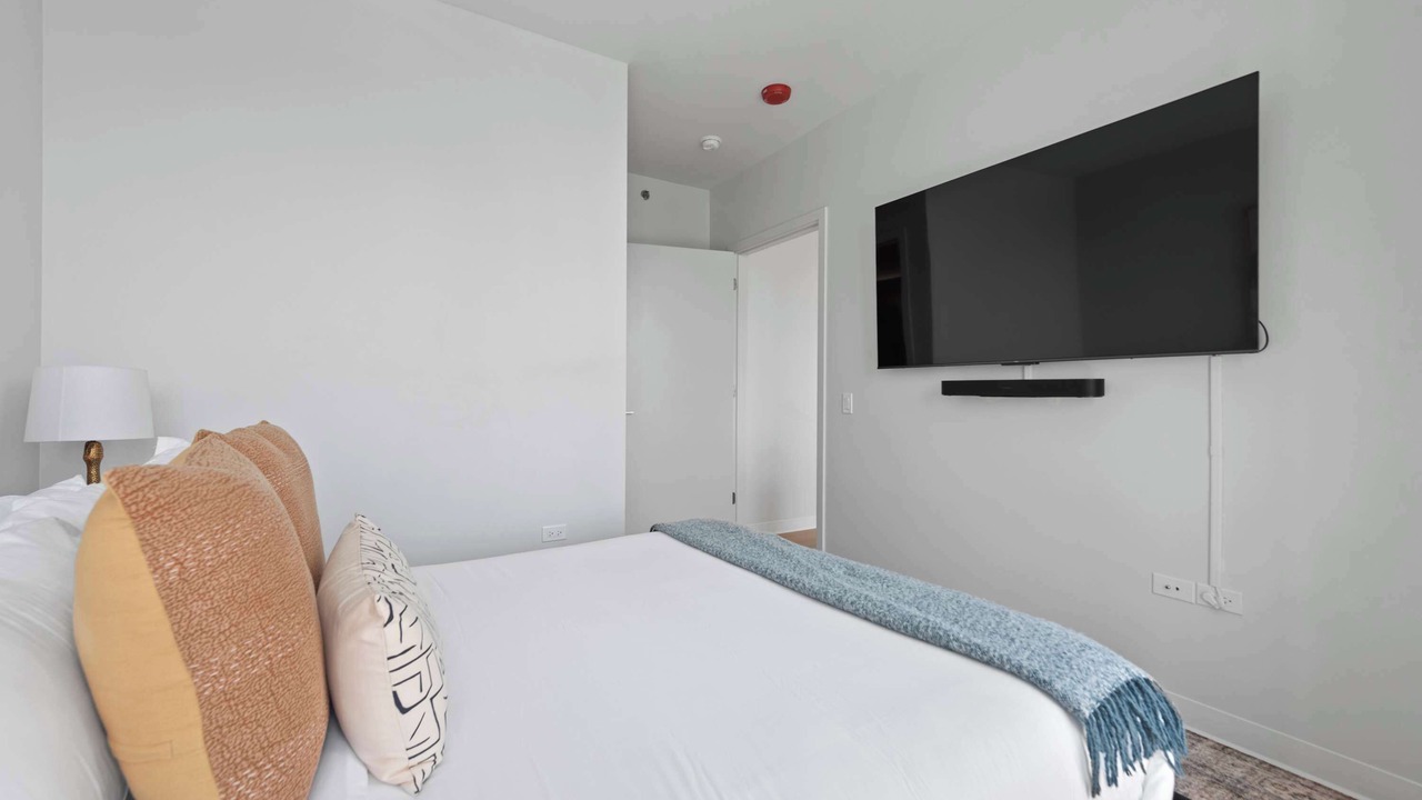 Photo of Bedroom in River North