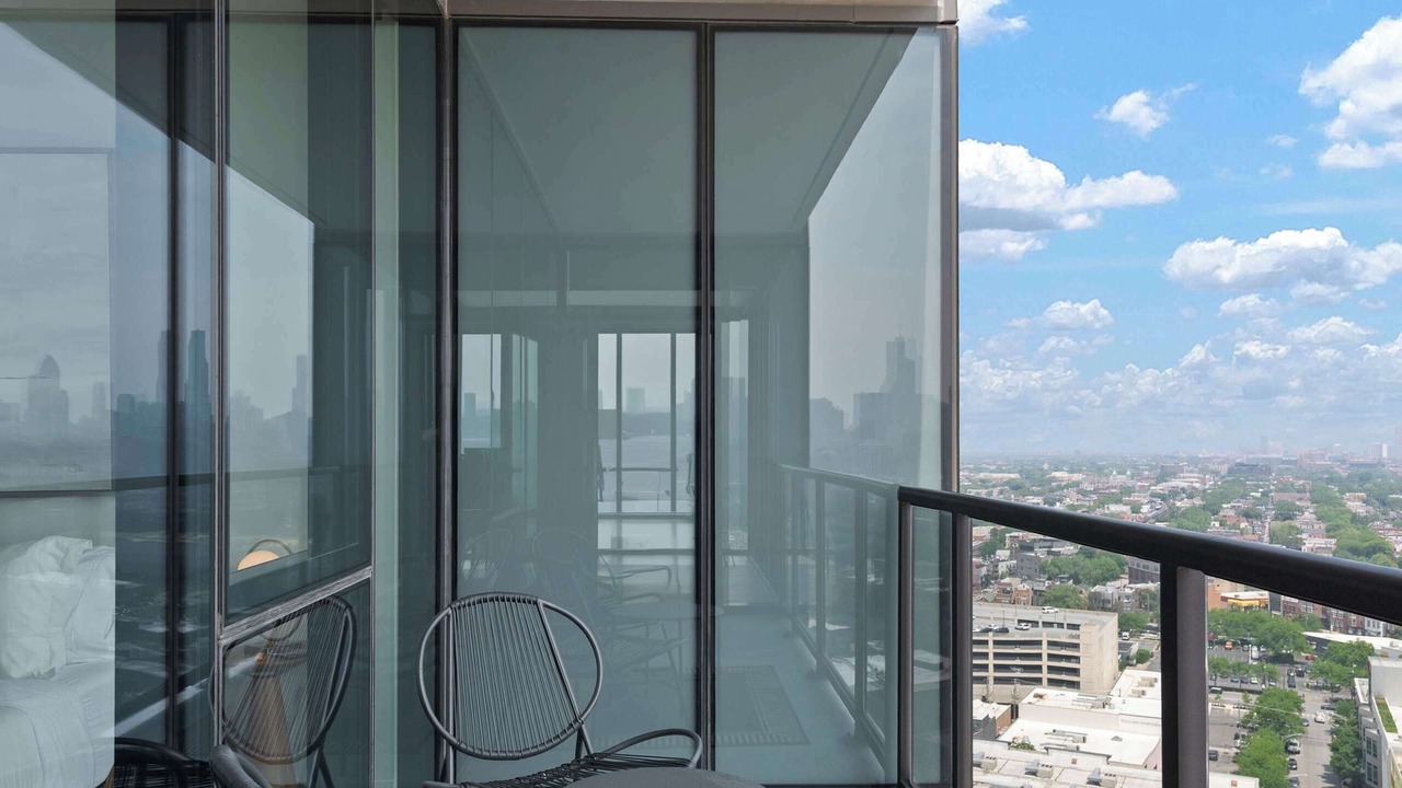 Photo of Outdoor in River North
