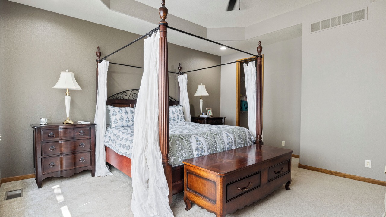 Photo of Bedroom in Lake Ozark