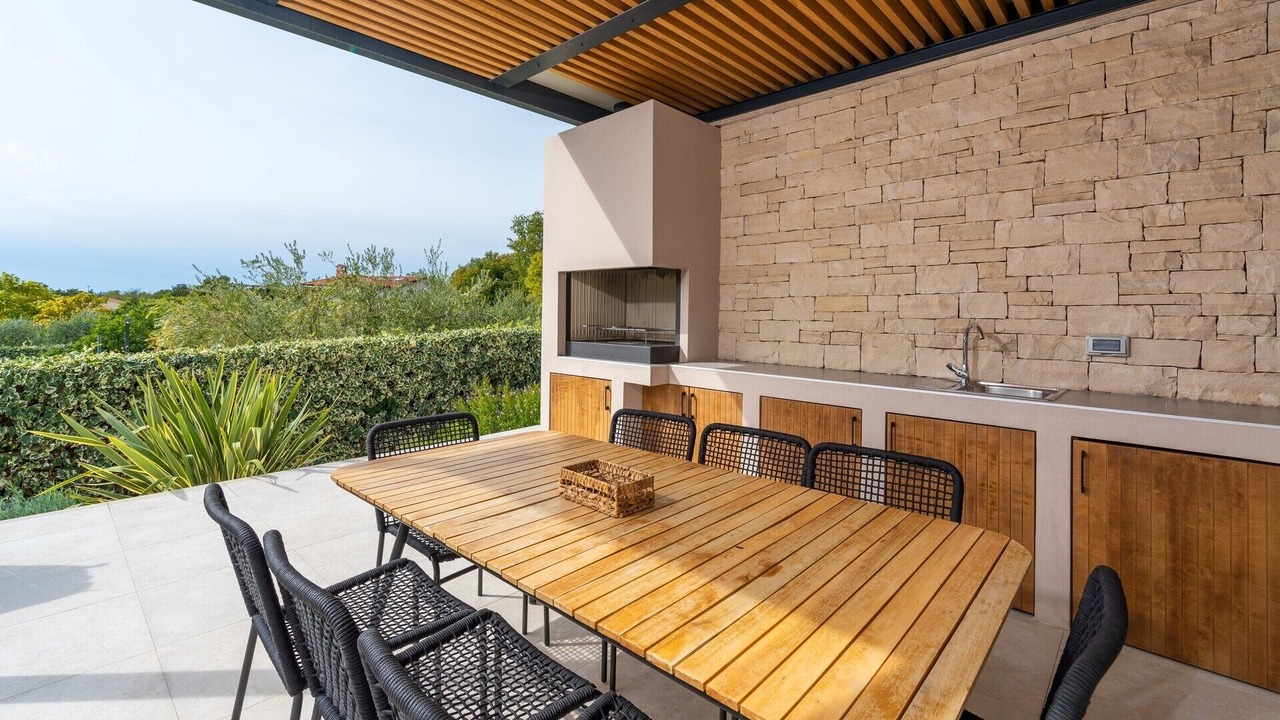 Photo of Outdoor in Kadumi