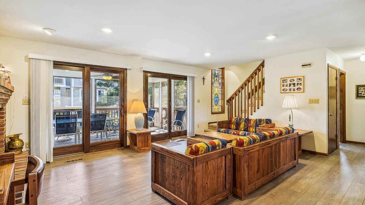 Photo of Livingroom in Sandpiper Pines