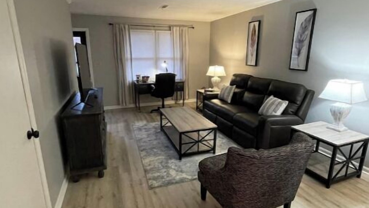 Photo of Livingroom in Lexington