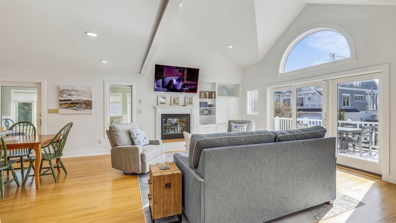 Photo of Livingroom in York Beach