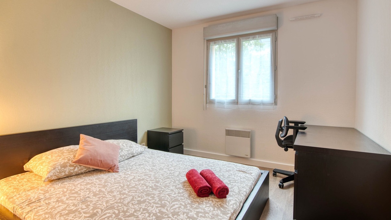 Photo of Bedroom in Fontaine-Bayonne-Cartoucherie