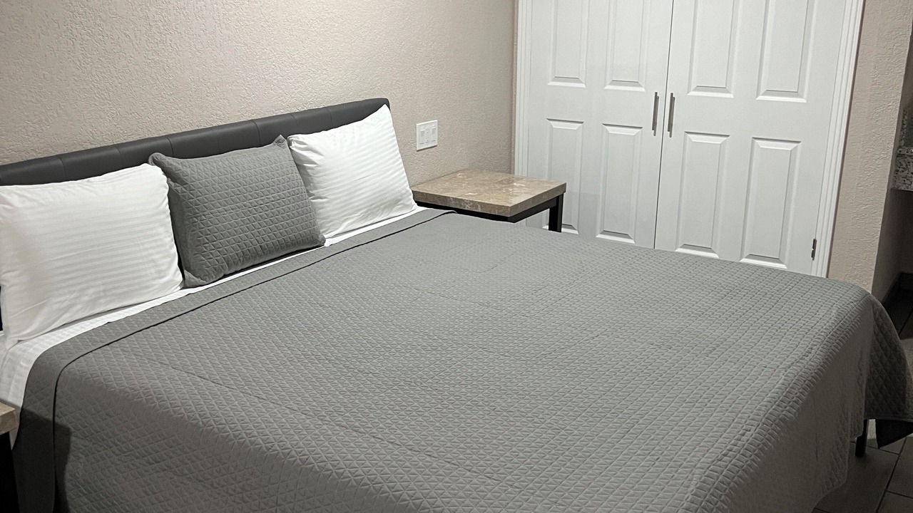 Photo of Bedroom in Greenacres