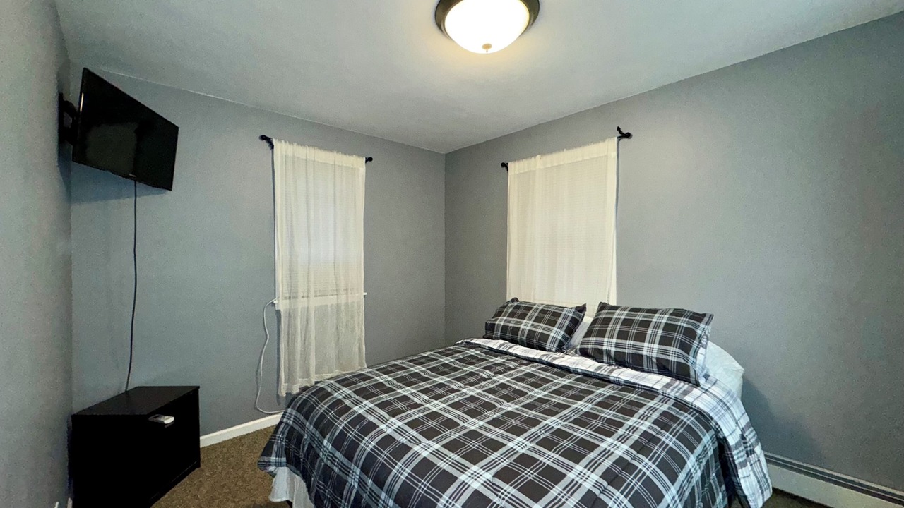 Photo of Bedroom in Seneca Falls