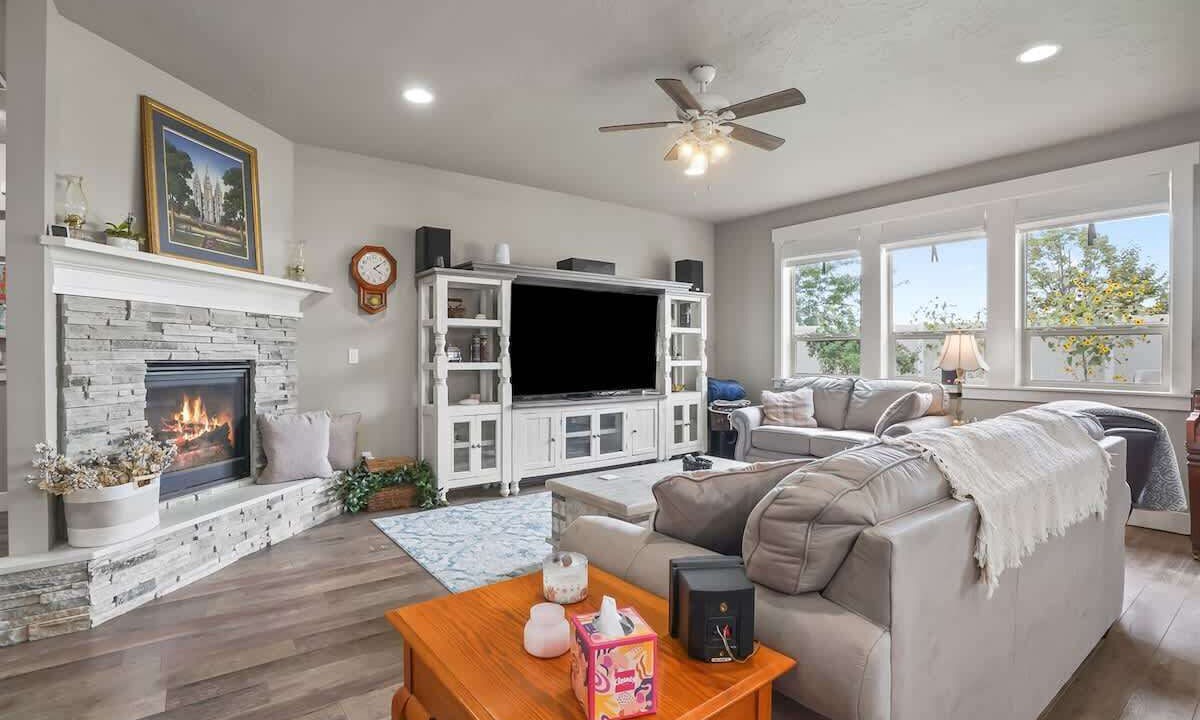 Photo of Livingroom in Nampa