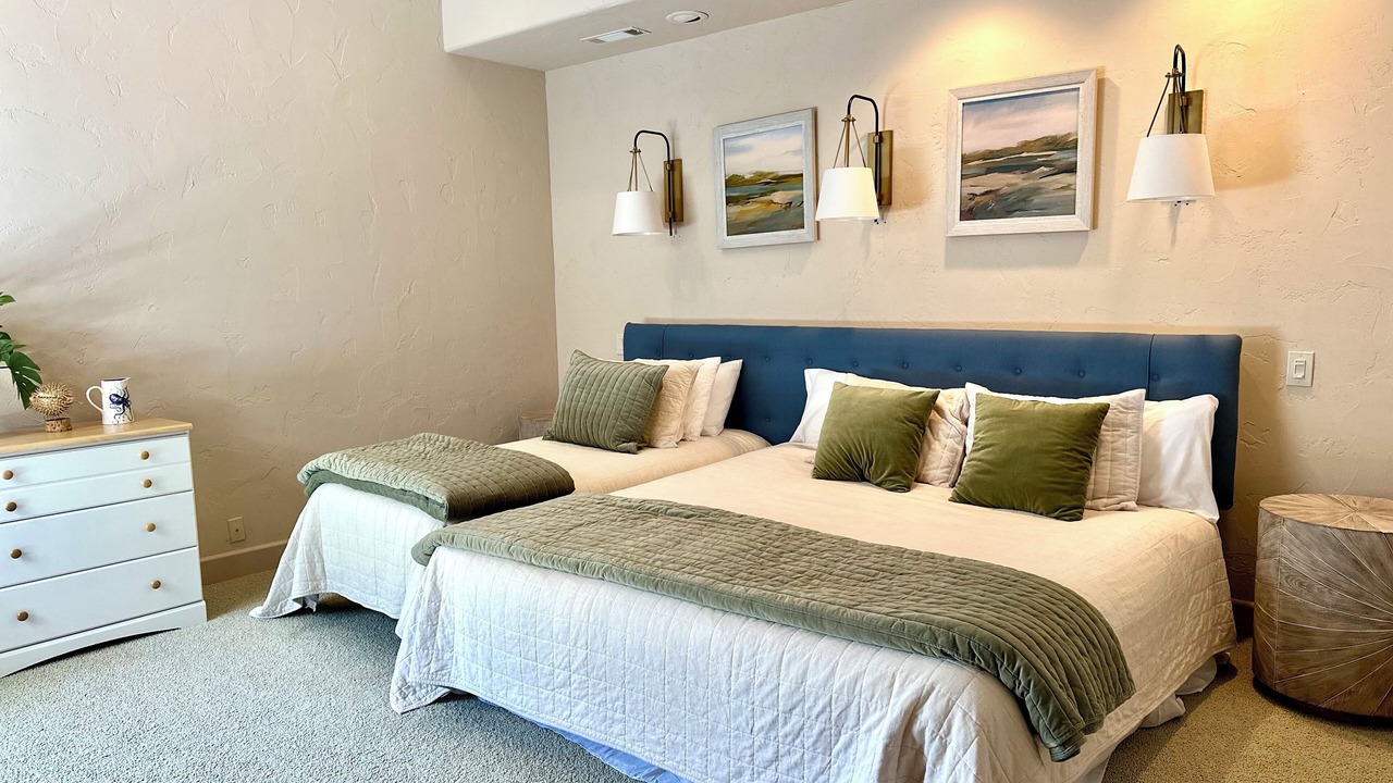 Photo of Bedroom in Debordieu Colony