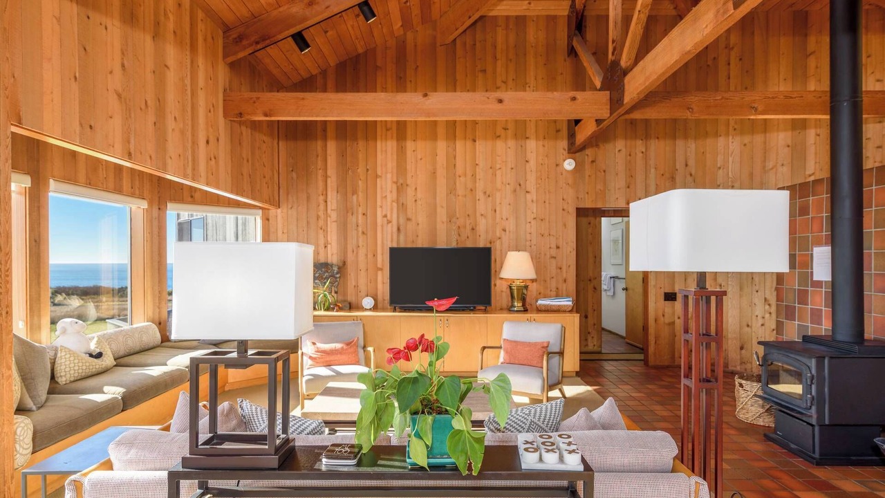 Photo of Livingroom in Sea Ranch