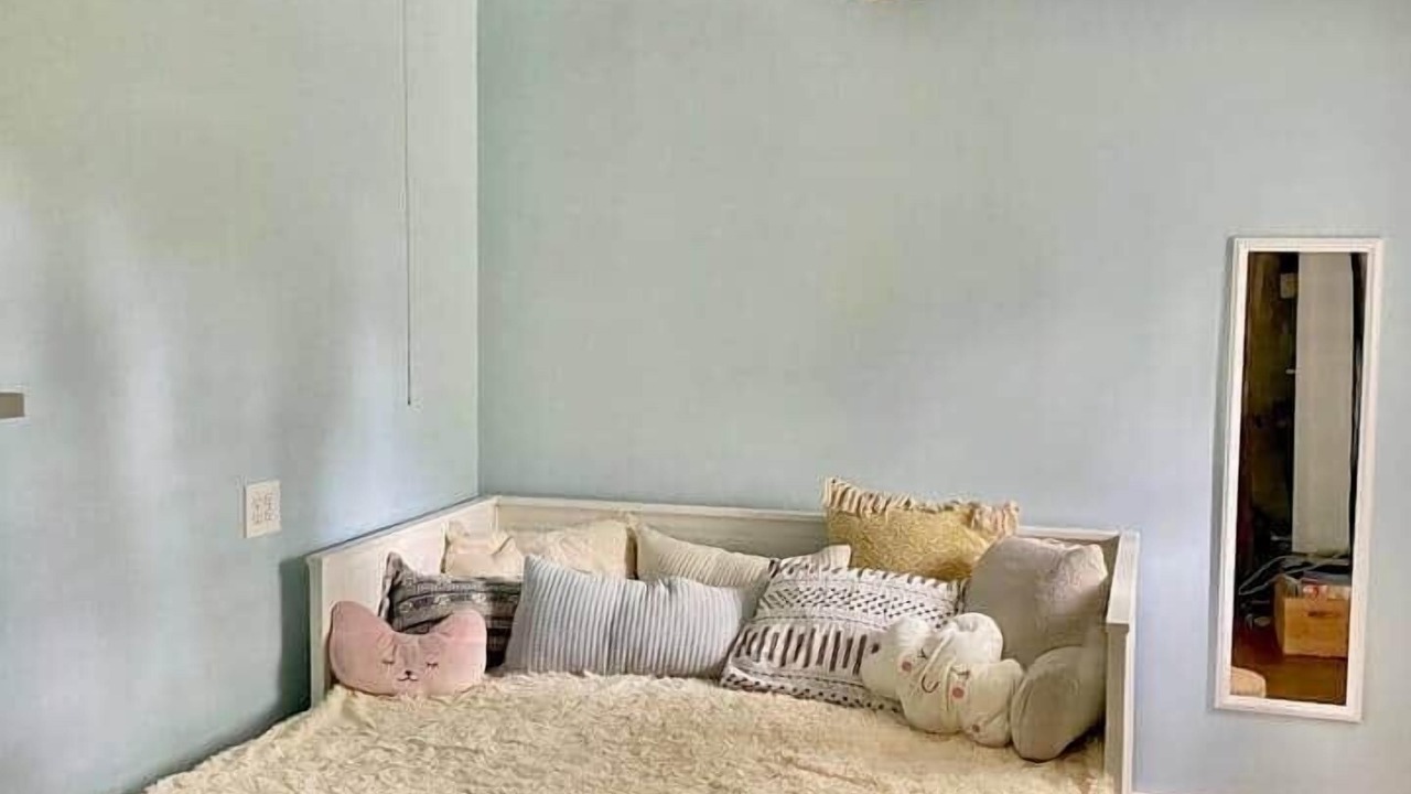Photo of Bedroom in Newtonville