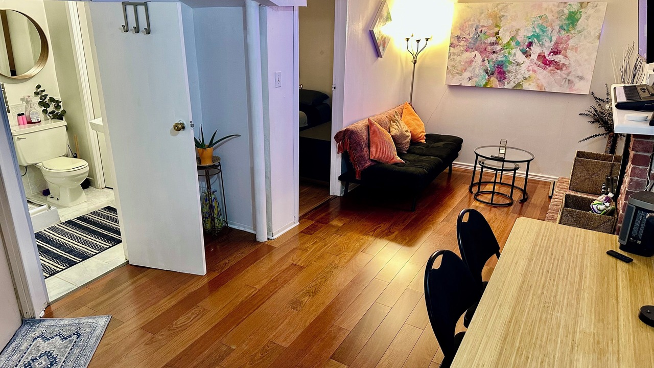 Photo of Others in Mississauga Valleys