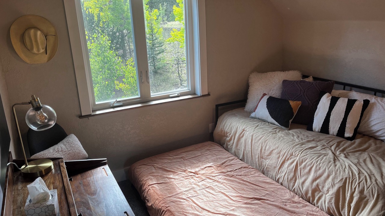 Photo of Bedroom in Indian Mountain