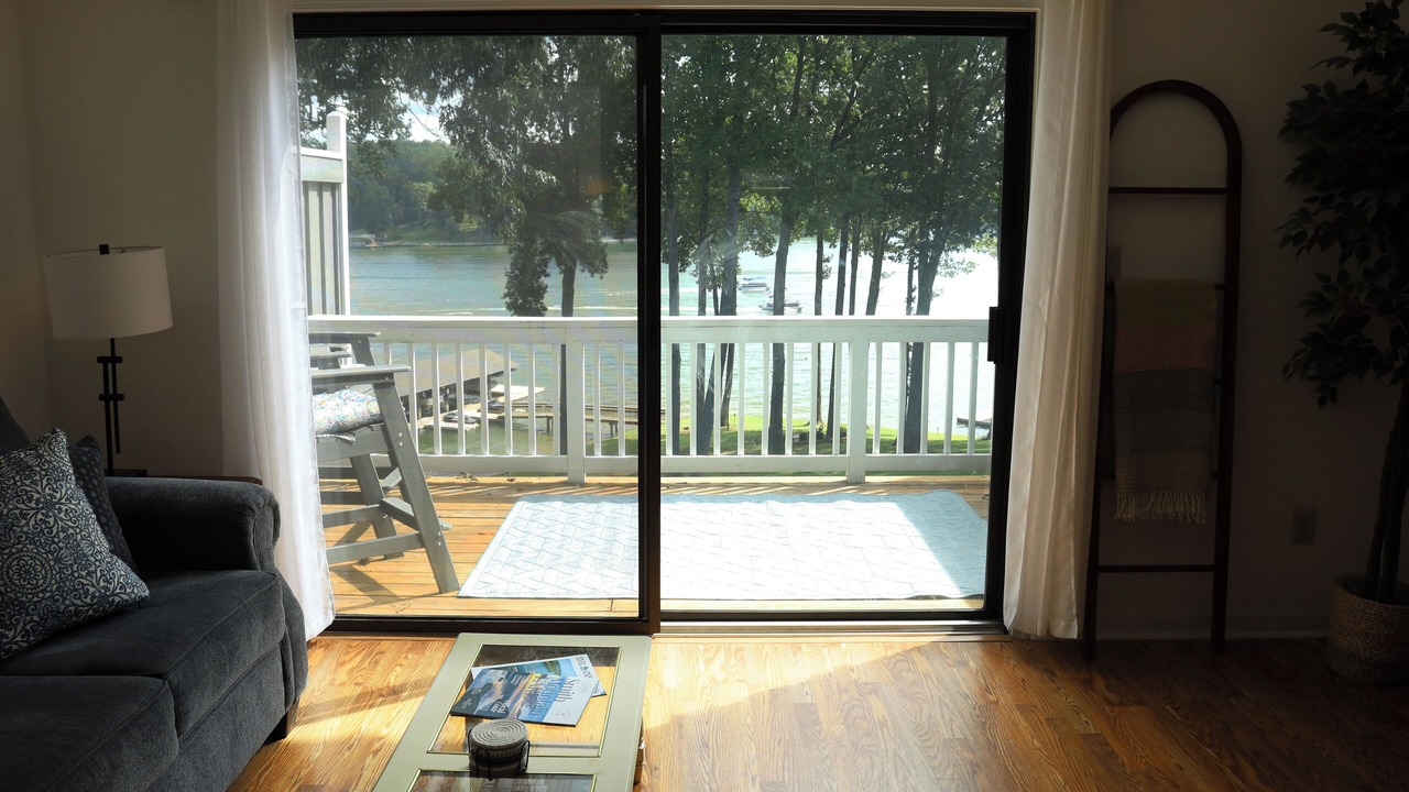 Photo of Livingroom in North Shore