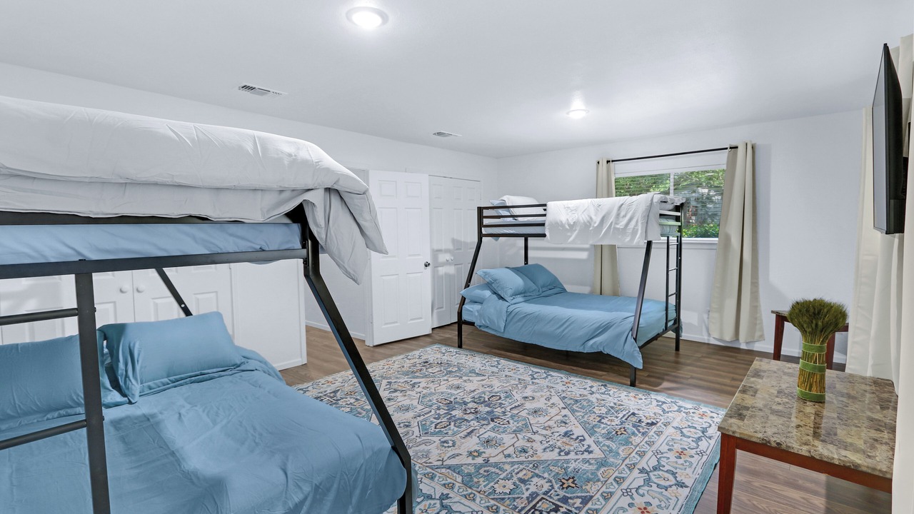 Photo of Bedroom in McQueeney