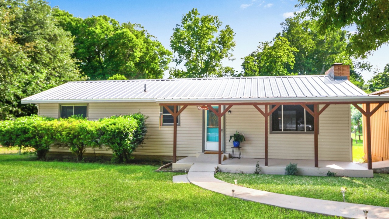 Photo of Outdoor in McQueeney