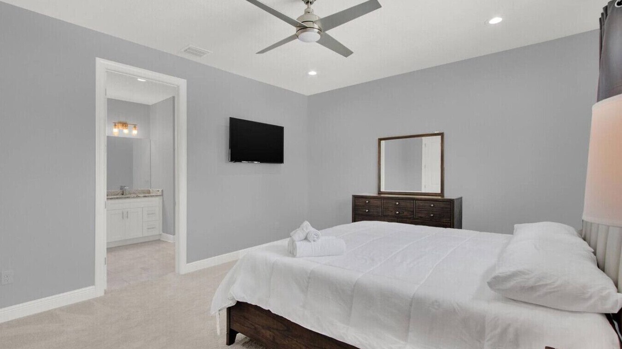 Photo of Bedroom in Courier City - Oscawana