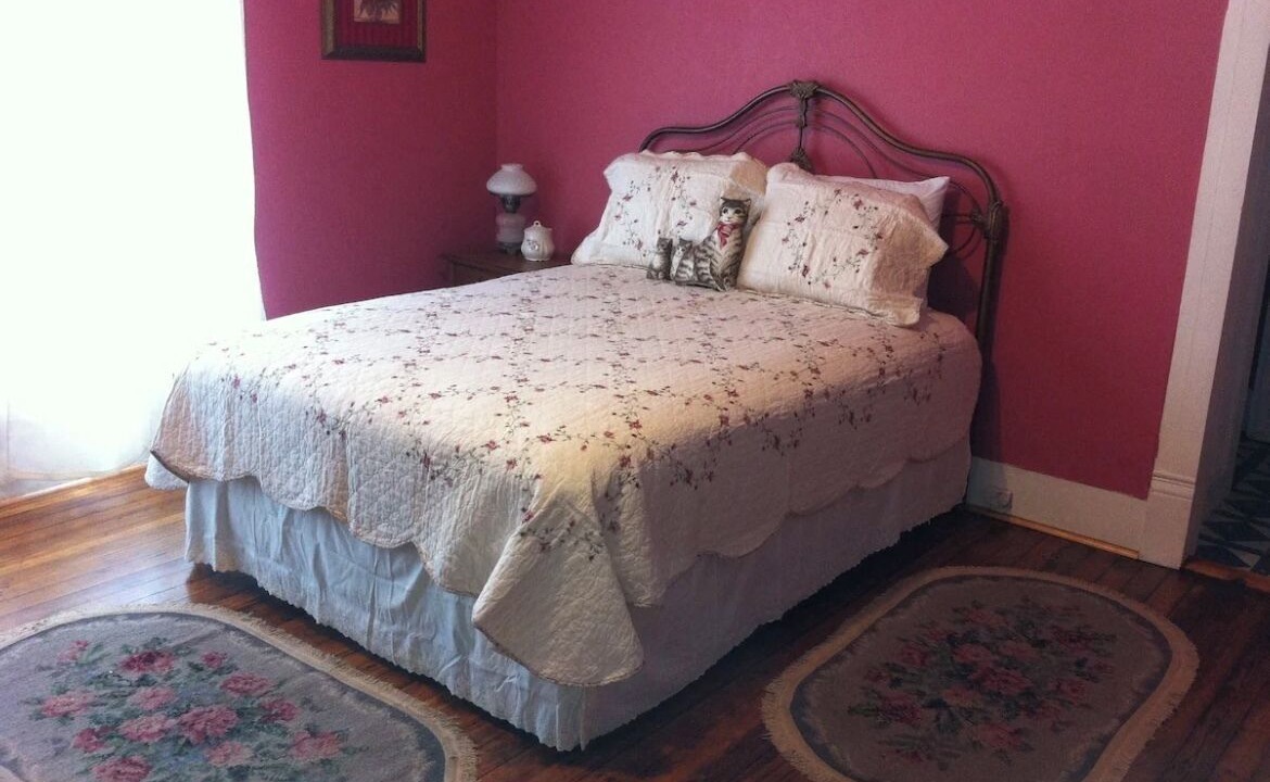 Photo of Bedroom in Mineola