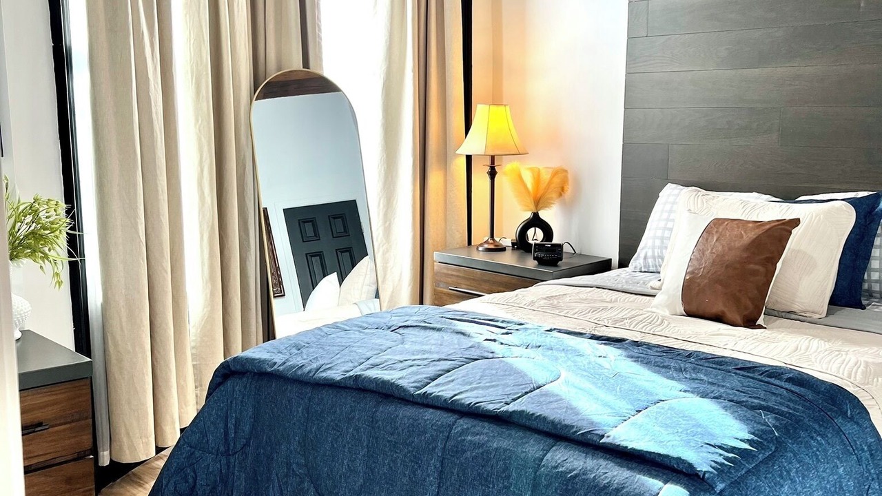Photo of Bedroom in Oswego