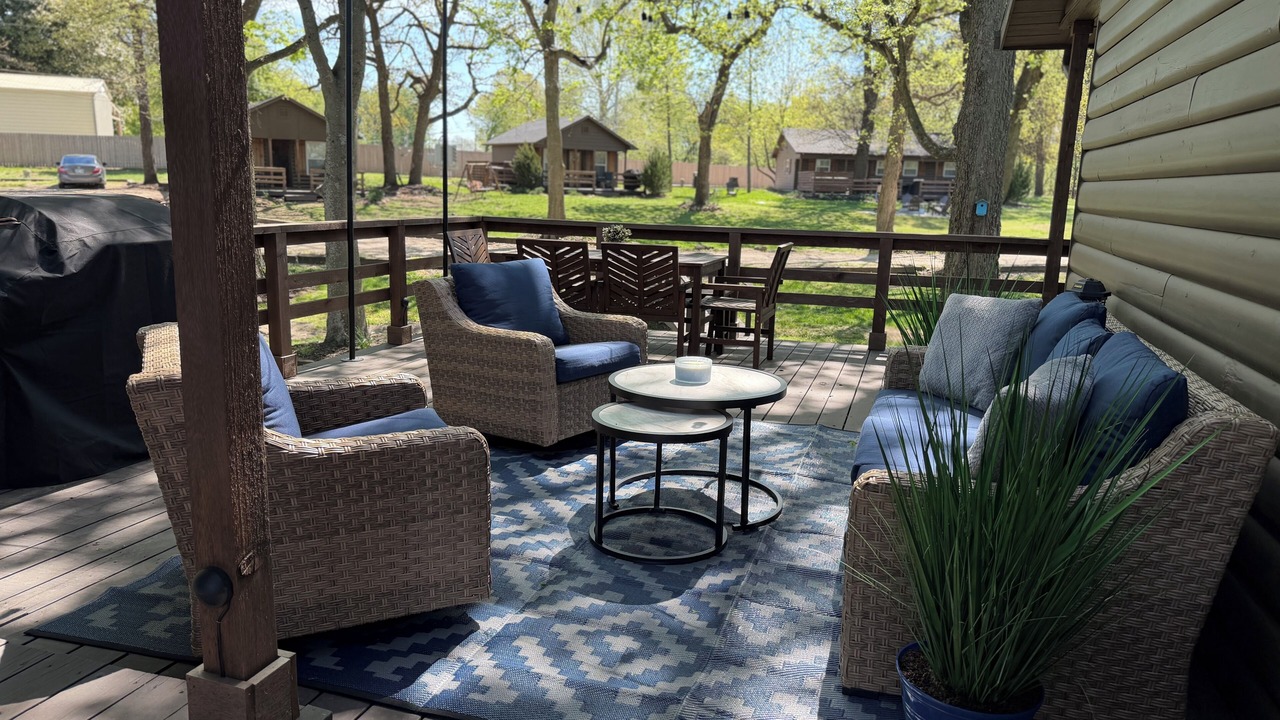 Photo of Outdoor in Cleora