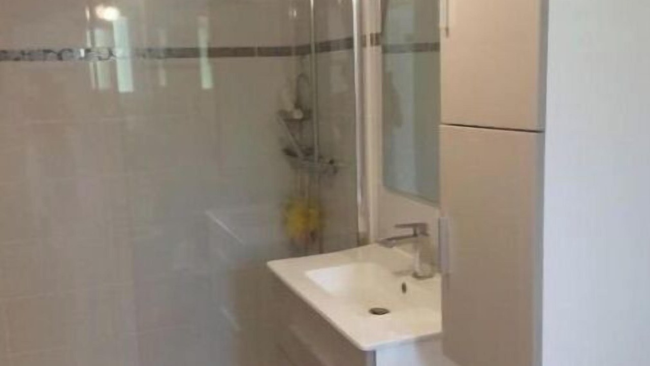 Photo of Bathroom in Saint-Lattier