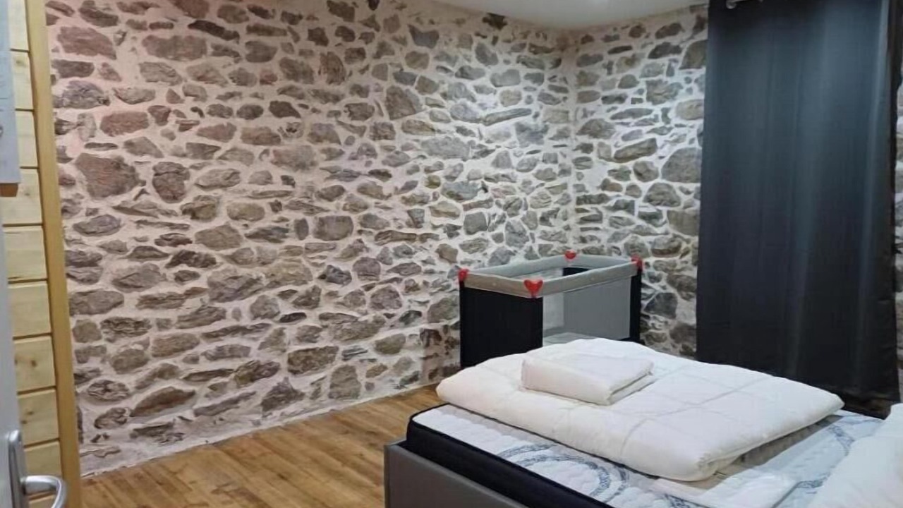 Photo of Bedroom in Ustou