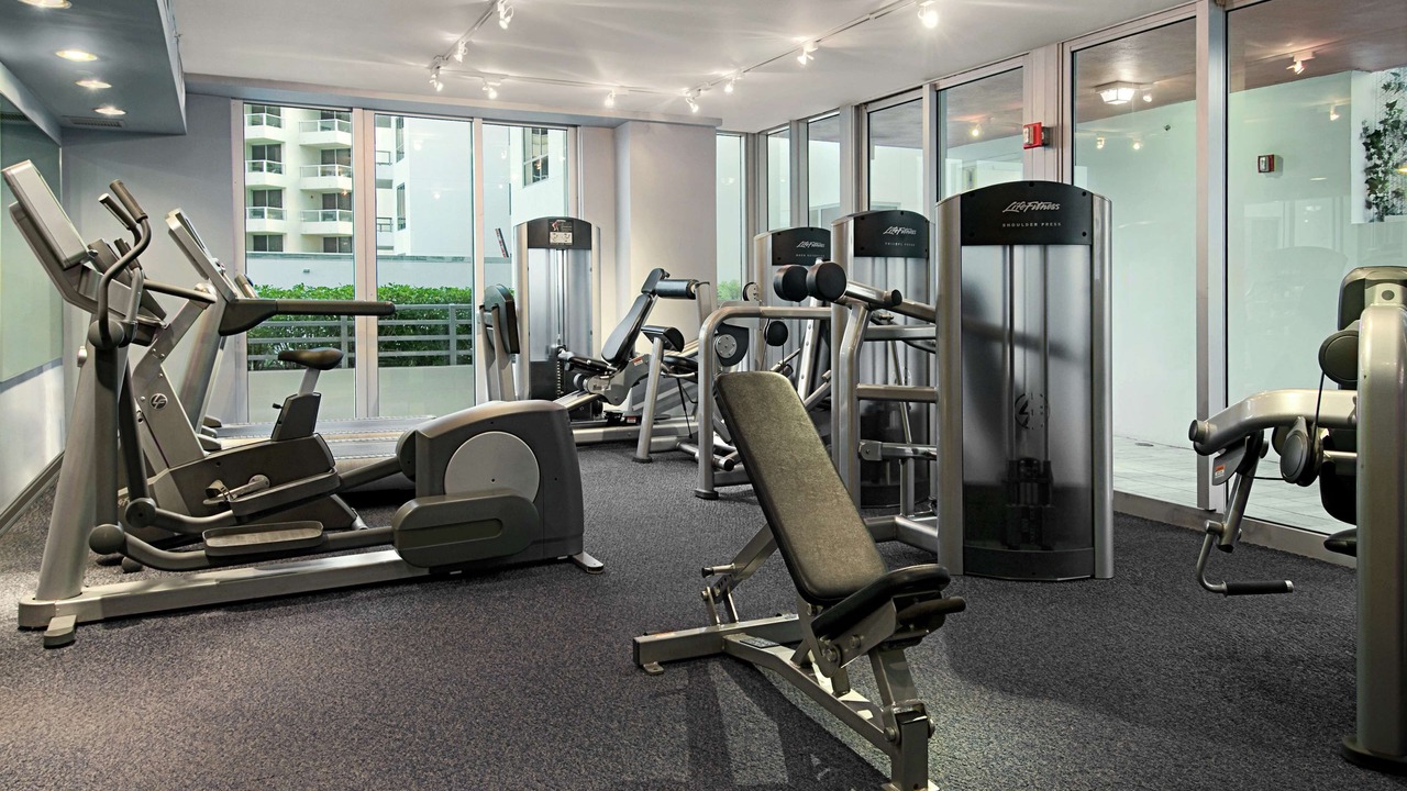 Photo of Others in South of Fifth