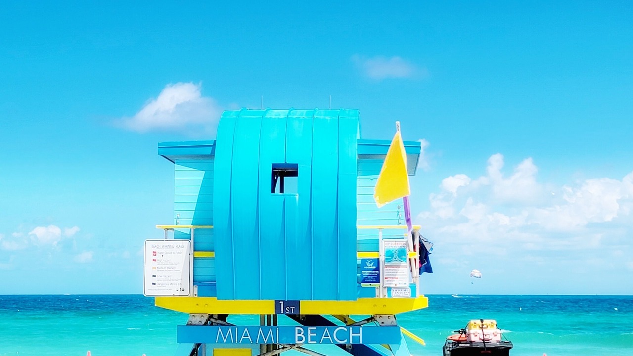 Photo of Others in South of Fifth