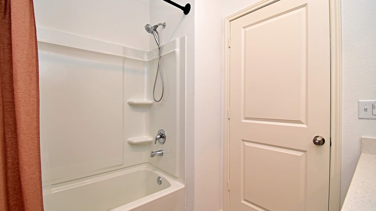 Photo of Bathroom in Del Valle