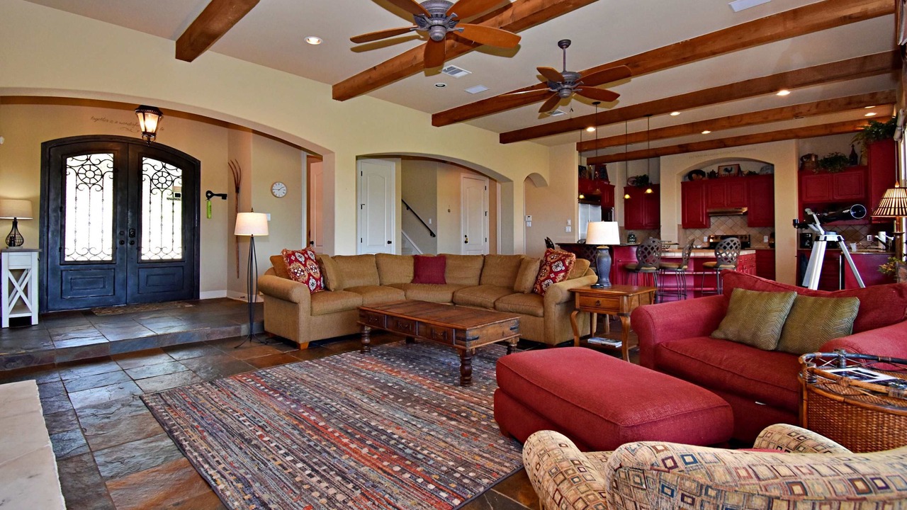 Photo of Livingroom in Spicewood