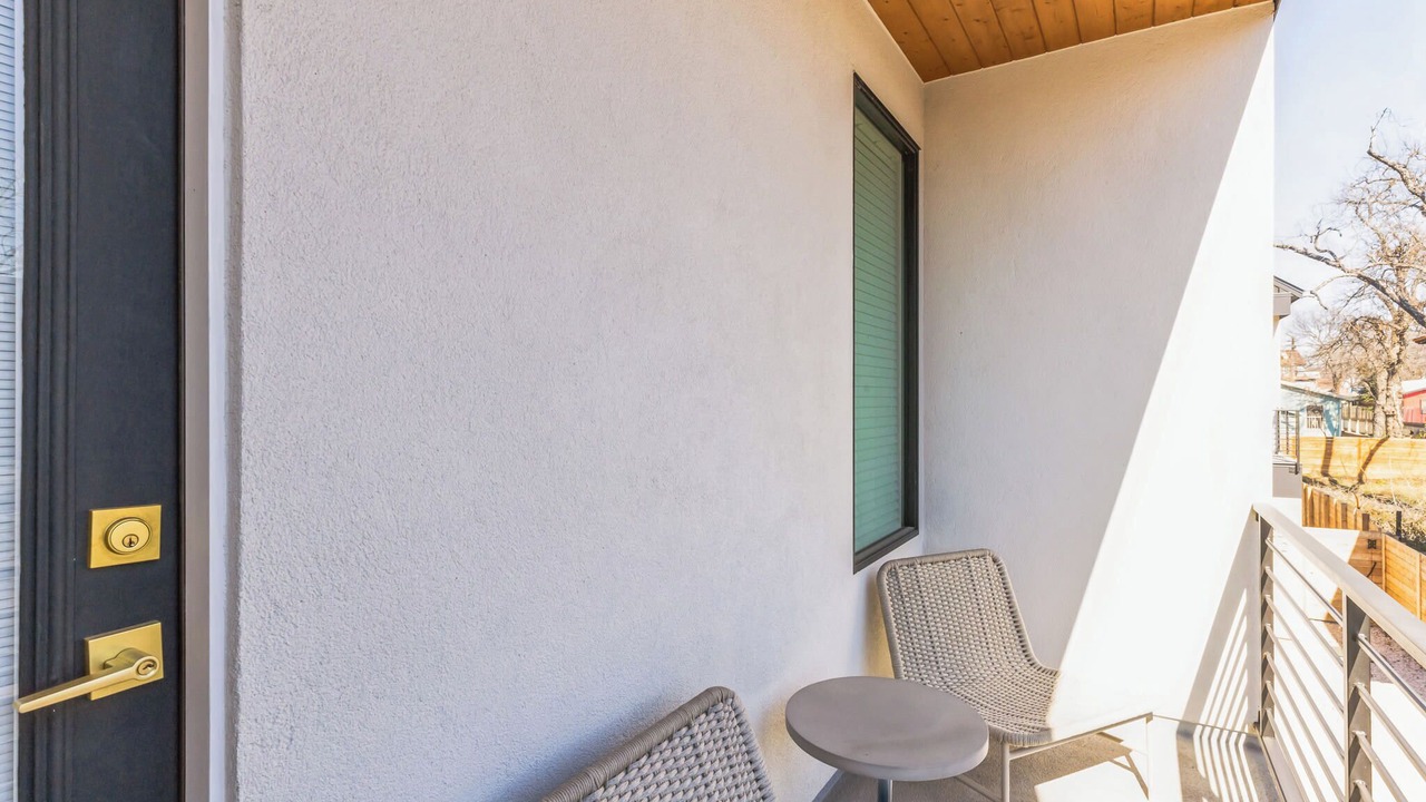 Photo of Patio Balcony in Holly
