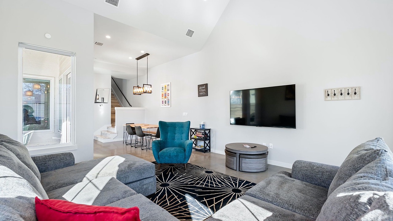 Photo of Bedroom in South Manchaca