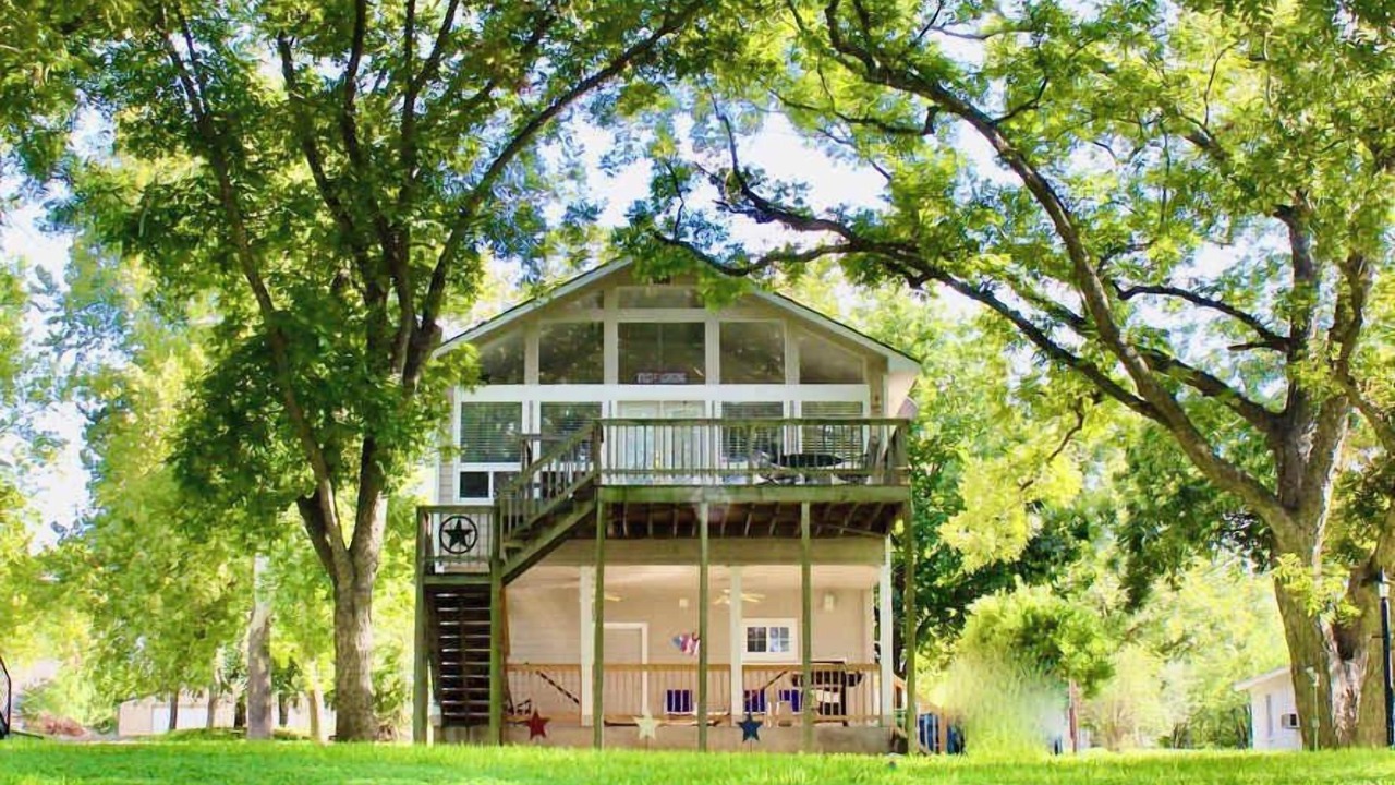 Photo of Others in Burnet