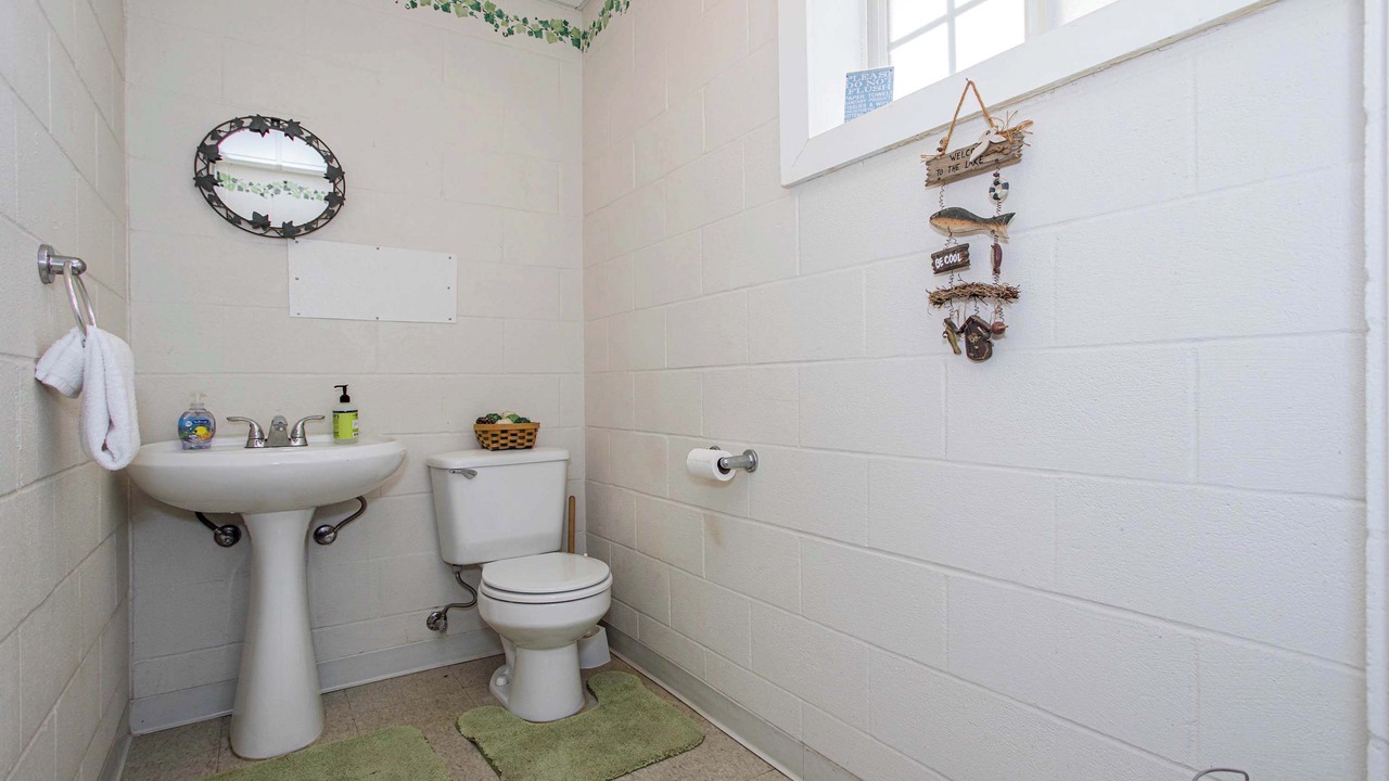 Photo of Bathroom in Burnet