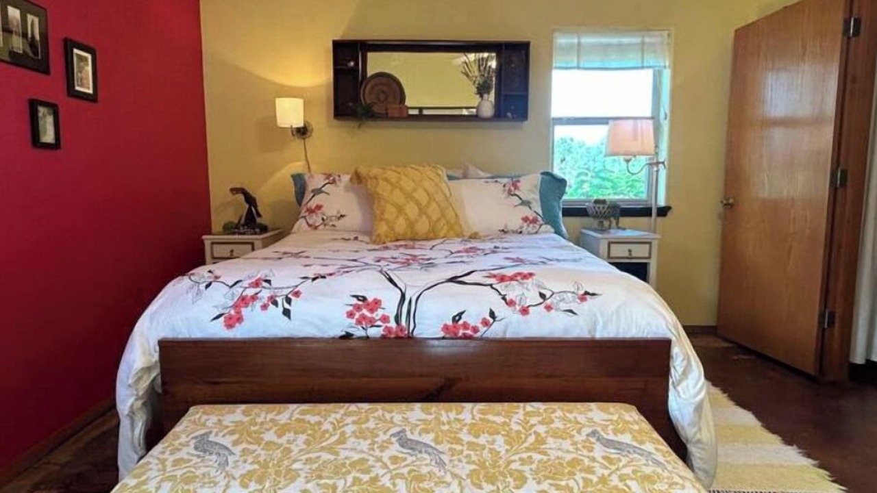 Photo of Bedroom in Detroit