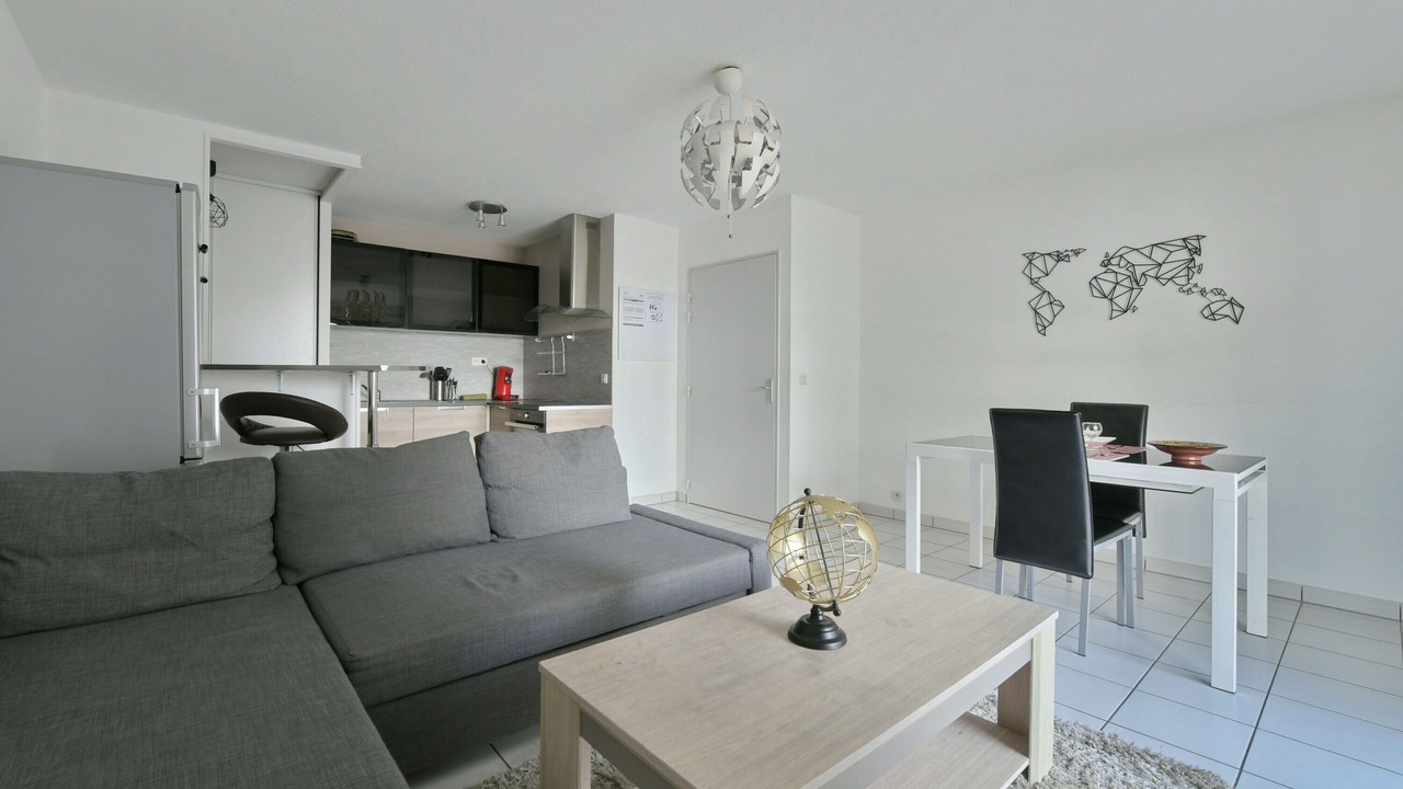 Photo of Livingroom in Laval