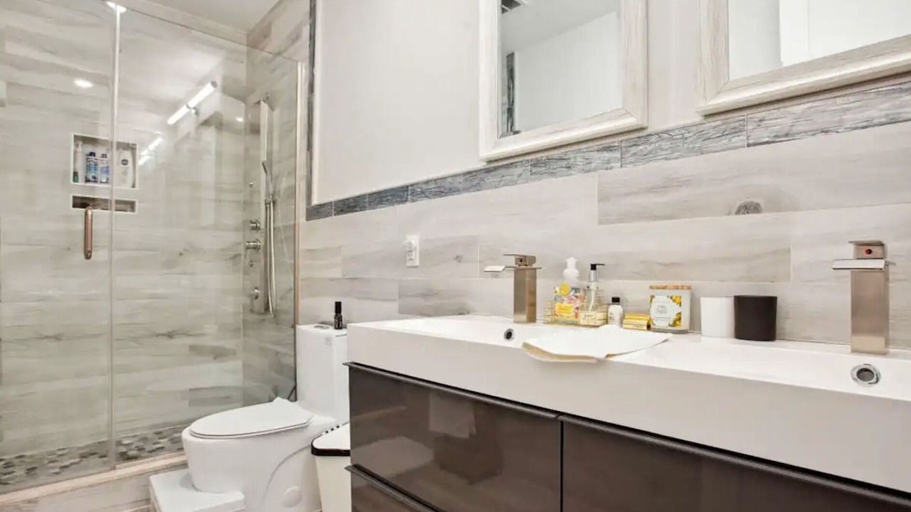 Photo of Bathroom in Jersey City