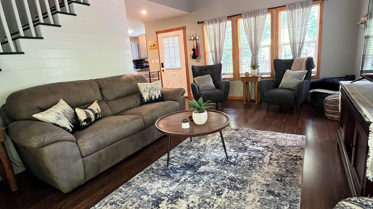 Photo of Livingroom in Dandridge