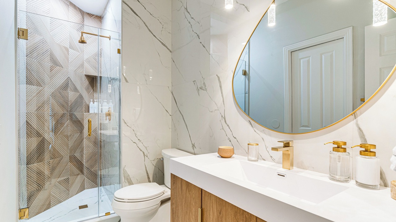 Photo of Bathroom in Peyton Brook At Rob Roy